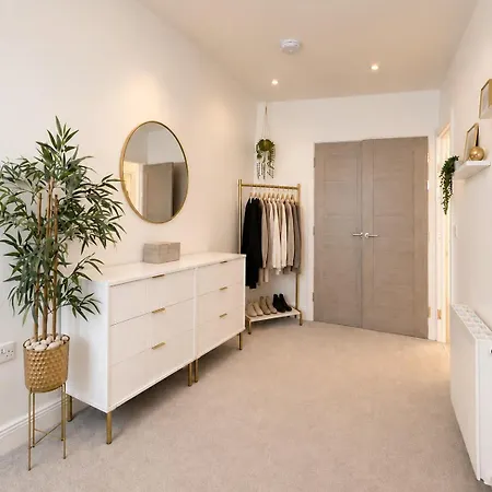 Spacious In St Helier *